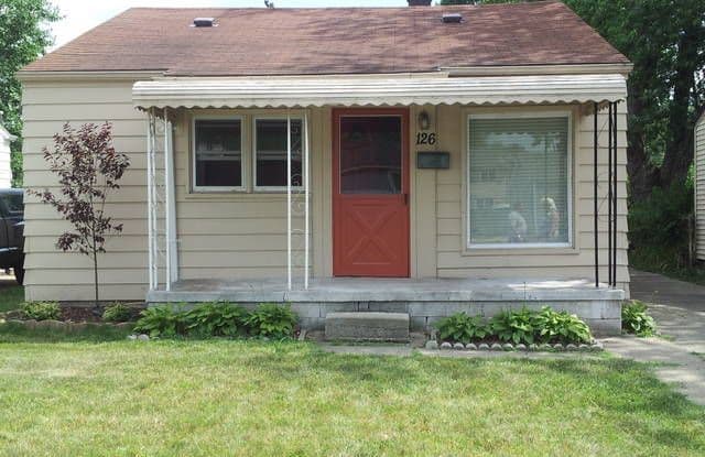 126 E Hudson Ave - 126 East Hudson Avenue, Madison Heights, MI 48071