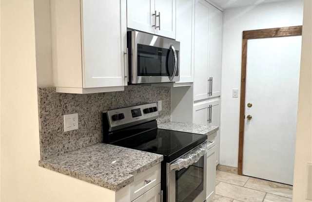 2250 NE 66TH Street photos photos