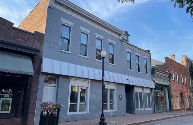 212 North Main Street - 212 North Main Street, St. Charles, MO 63301