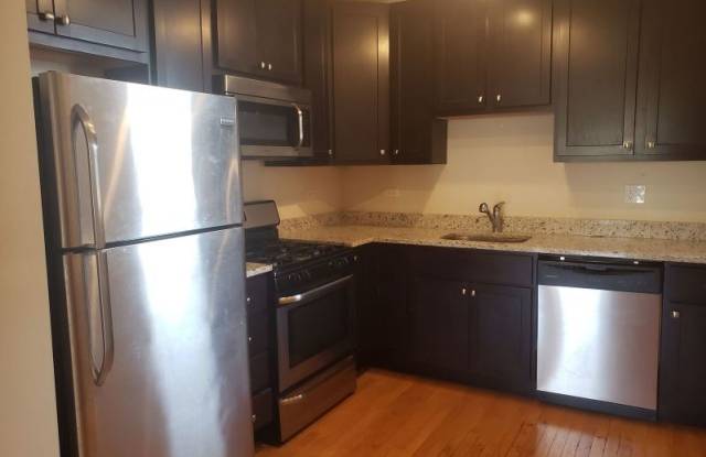 2508 W North Shore 1 Gallery 4