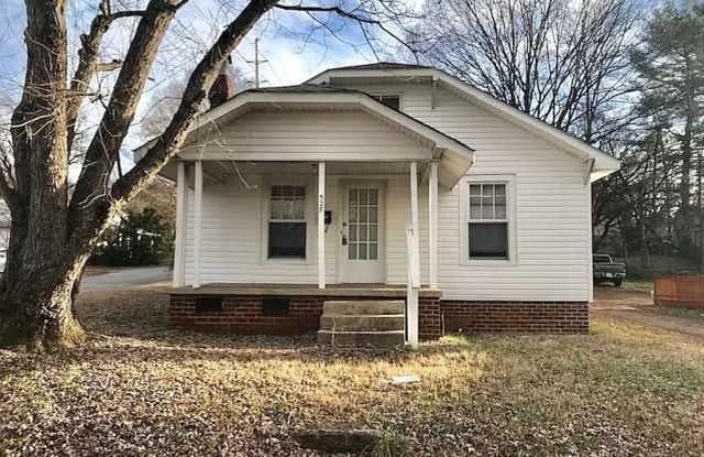528 Gibson Drive Northwest - 528 Gibson Drive Northwest, Concord, NC 28025