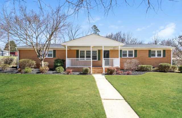 301 Kingsberry Drive - 301 Kingsberry Drive, Easley, SC 29642