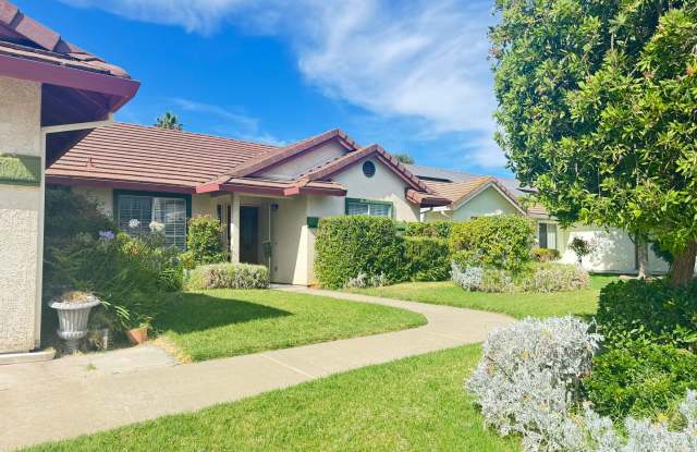 3 bed 2 ba house in S. Yuba City photos photos