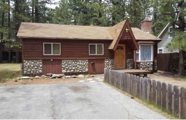 Seasonal Furnished rental - 2609 Kubel Avenue, South Lake Tahoe, CA 96150