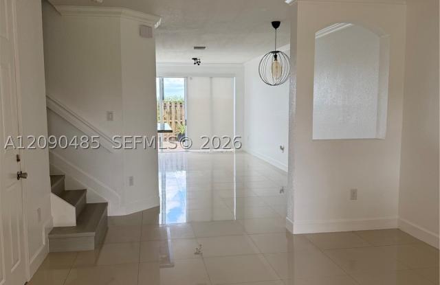7140 SW 166th Pl Gallery 4