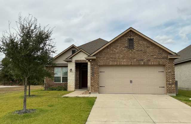 AVAILABLE JANUARY! 4-Bed 3-bath in Creek Meadows Gallery 4
