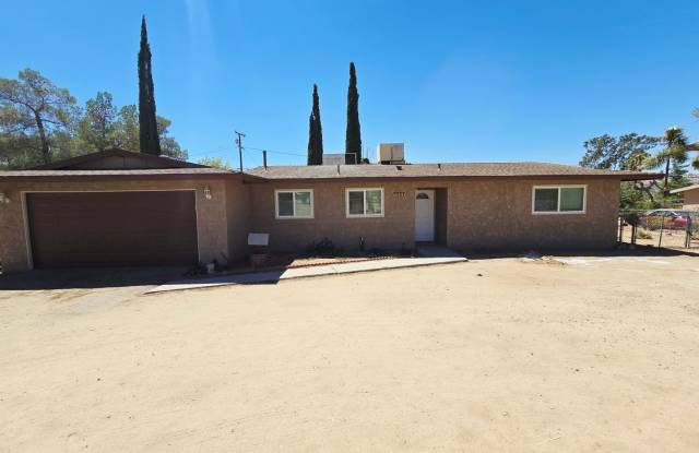 Remodeled with all appliances! photos photos