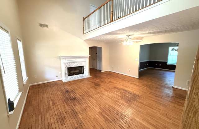 25 Brookstone Court Gallery 2