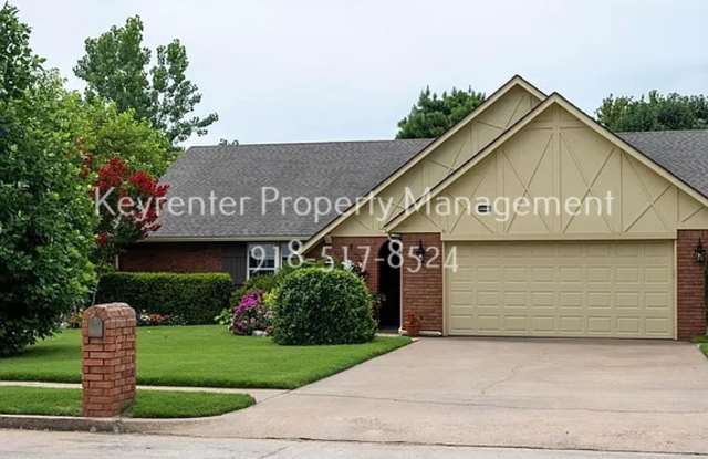 Large | 4 Bed | 3 Bath | South Tulsa photos photos