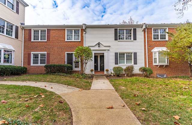 2 Level Condo in Arlington! photos photos