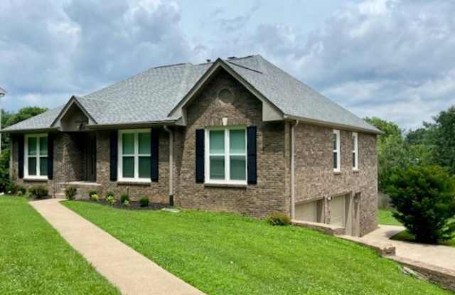 Beautiful Brick Home With 2 Car Garage photos photos