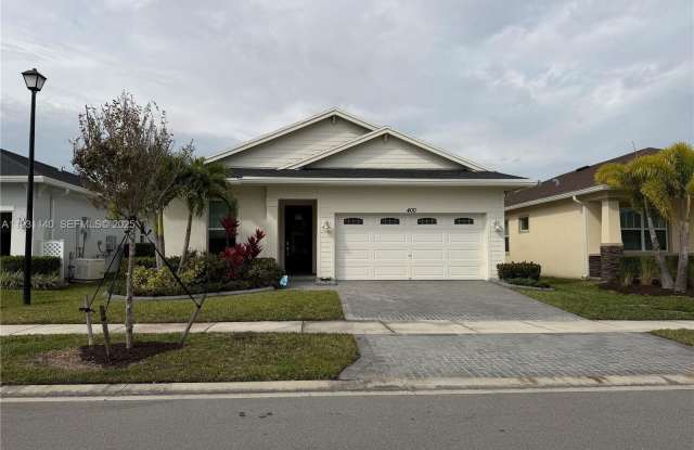 400 SE Mulberry Way photos photos 400 SE Mulberry Way photos photos