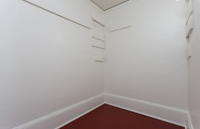 Serene Court Gallery 4