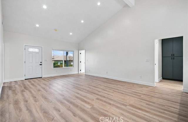 4562 West 129th Street Gallery 4