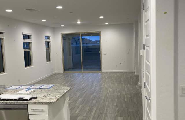 9704 E TWINKLE Avenue Gallery 4