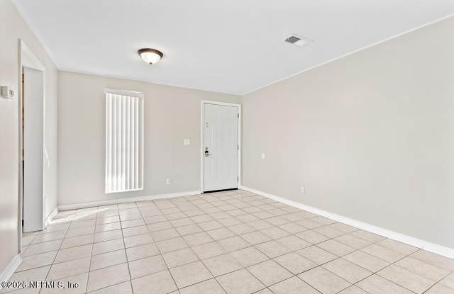 1618 EL CAMINO Road Gallery 4