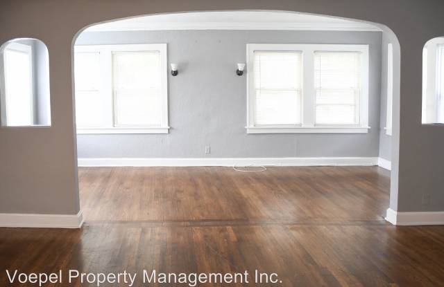 200 E 51st Terr. Gallery 4