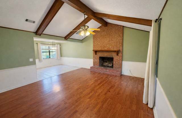 Charming NE Columbus Home with Vaulted Ceiling, Fireplace Patio Spaces photos photos Charming NE Columbus Home with Vaulted Ceiling, Fireplace Patio Spaces photos photos