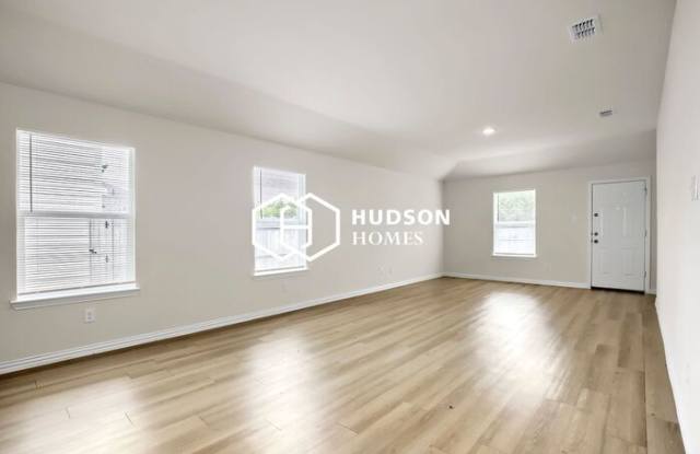 112 Doma Avenue Gallery 2