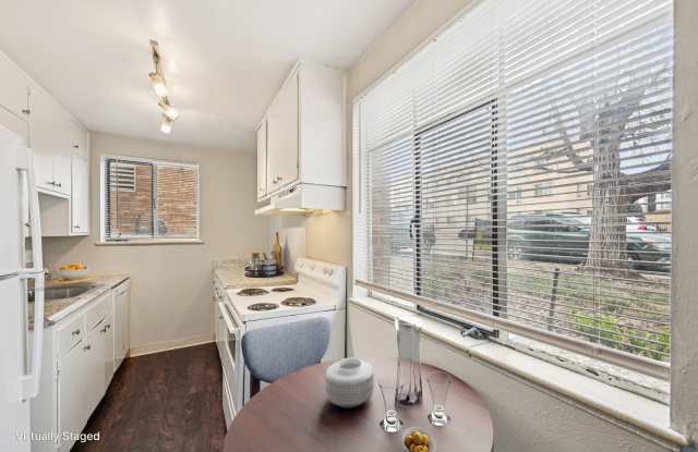 Admiral Apartments Gallery 4