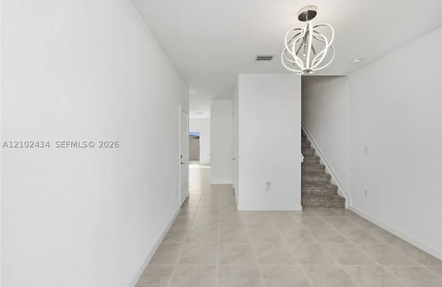 1732 SE 9th Ave Gallery 2