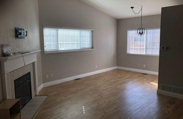 6465 Yank Court A Gallery 2