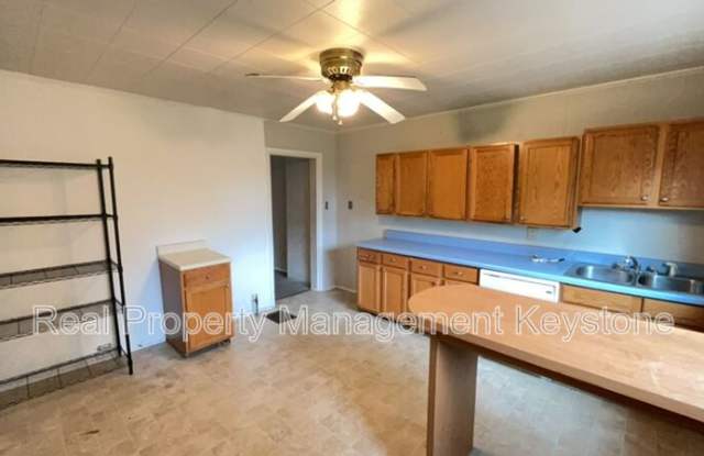 242 E 17th Avenue photos photos