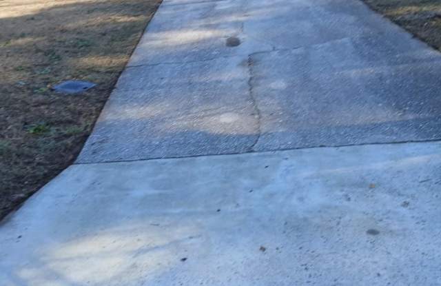 1127 Strathdon Avenue photos photos