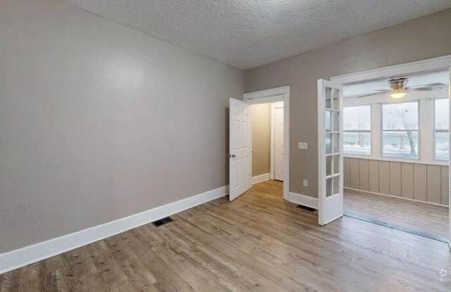 118 Ridgeway Ave photos photos