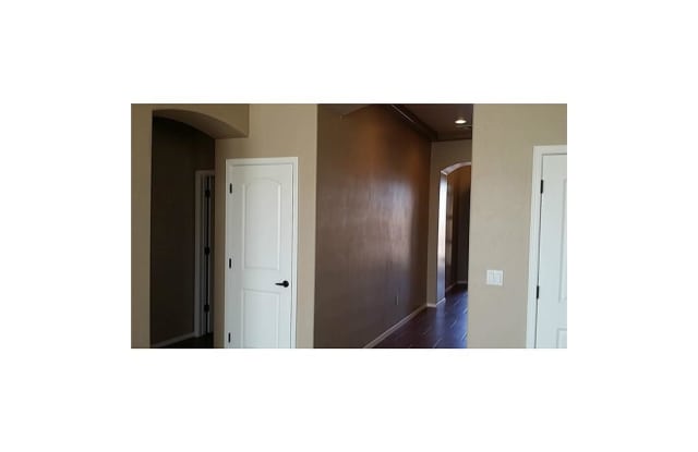 5518 Grove Drive Gallery 2