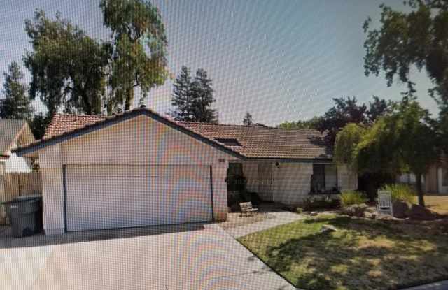 5095 West Kadota Avenue photos photos