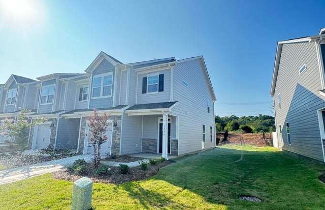 New 3bed/2.5ba Townhome in Huntersville close to 85/485/77 Gallery 4