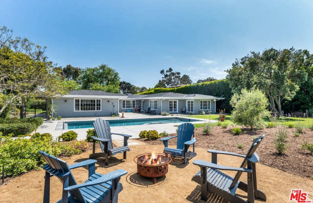 28925 Cliffside Dr photos photos