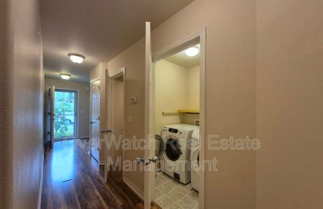9178 Eagle River Lane Gallery 3