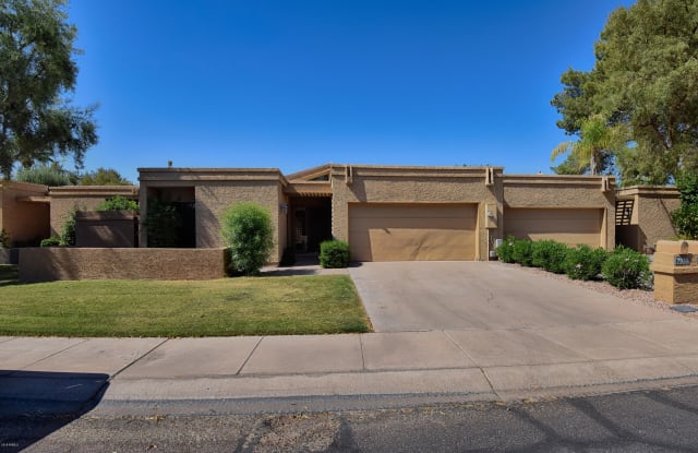 7938 E SOLANO Drive - 7938 East Solano Drive, Scottsdale, AZ 85250