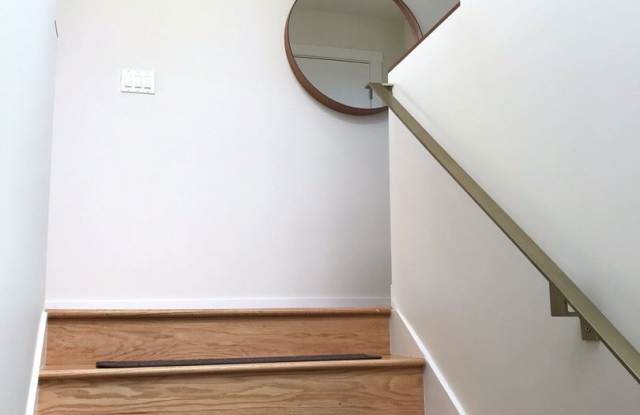 15 Bishop Street Gallery 4