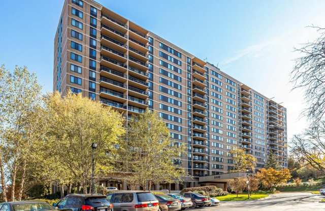 5500 HOLMES RUN PKWY #410 photos photos