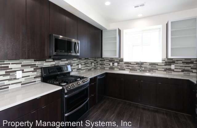 7707 Navarro View Court Gallery 2