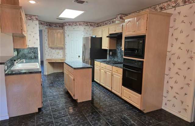 120 Gardenridge Drive Gallery 4