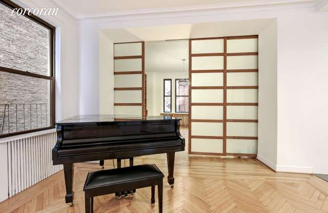 171 West 57th Street Gallery 2