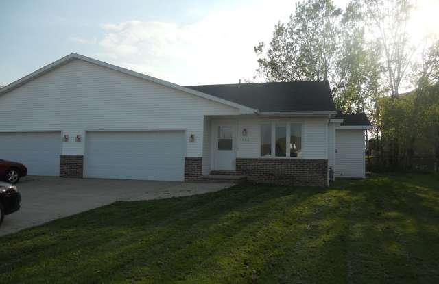 1403 Glenview Lane Gallery 1