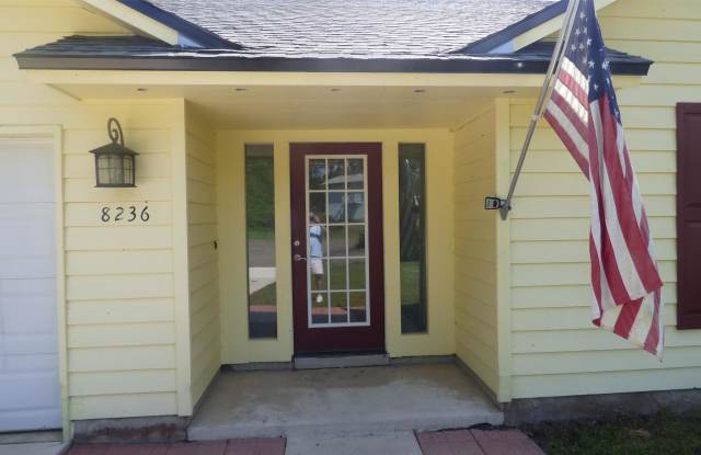 8236 Sand Point Drive South Gallery 3