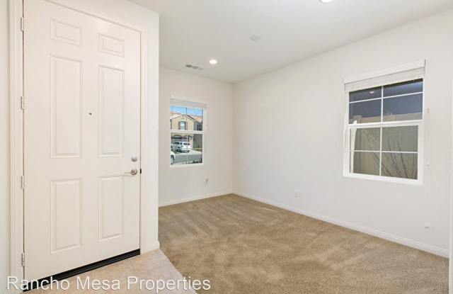 1116 White Oak Court Gallery 3