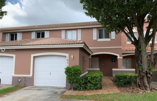 16511 SW 71st Ter - 16511 Southwest 71st Terrace, Miami-Dade County, FL 33193