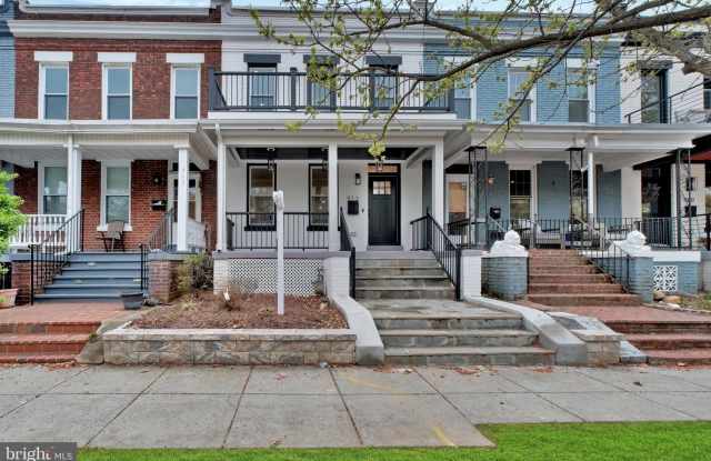 913 L STREET NE photos photos