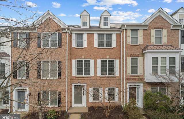 2425 HUNTINGTON PARK Drive photos photos 2425 HUNTINGTON PARK Drive photos photos