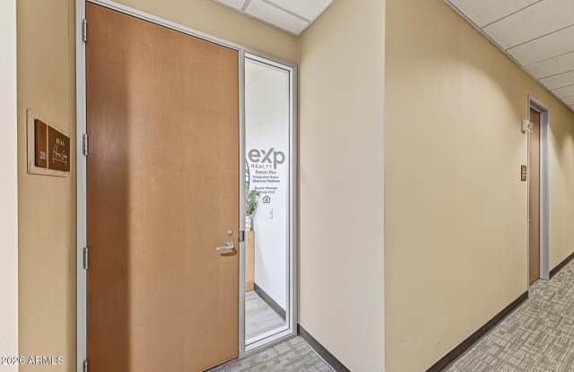 1626 N LITCHFIELD Road Gallery 4