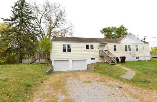 7670 Pippin Road Apt. 1 (back) Gallery 2