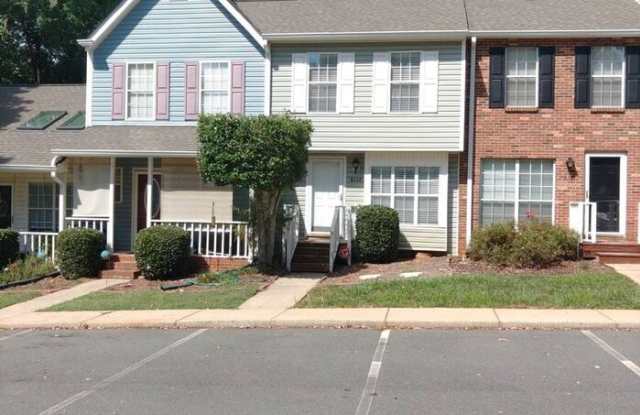 8117 Circle Tree Lane Gallery 2