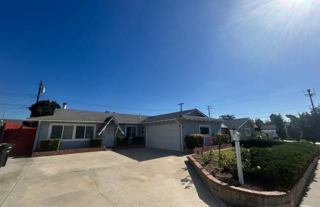 East End 4 Bedroom Home! - 1670 Cardigan Avenue, Ventura, CA 93004